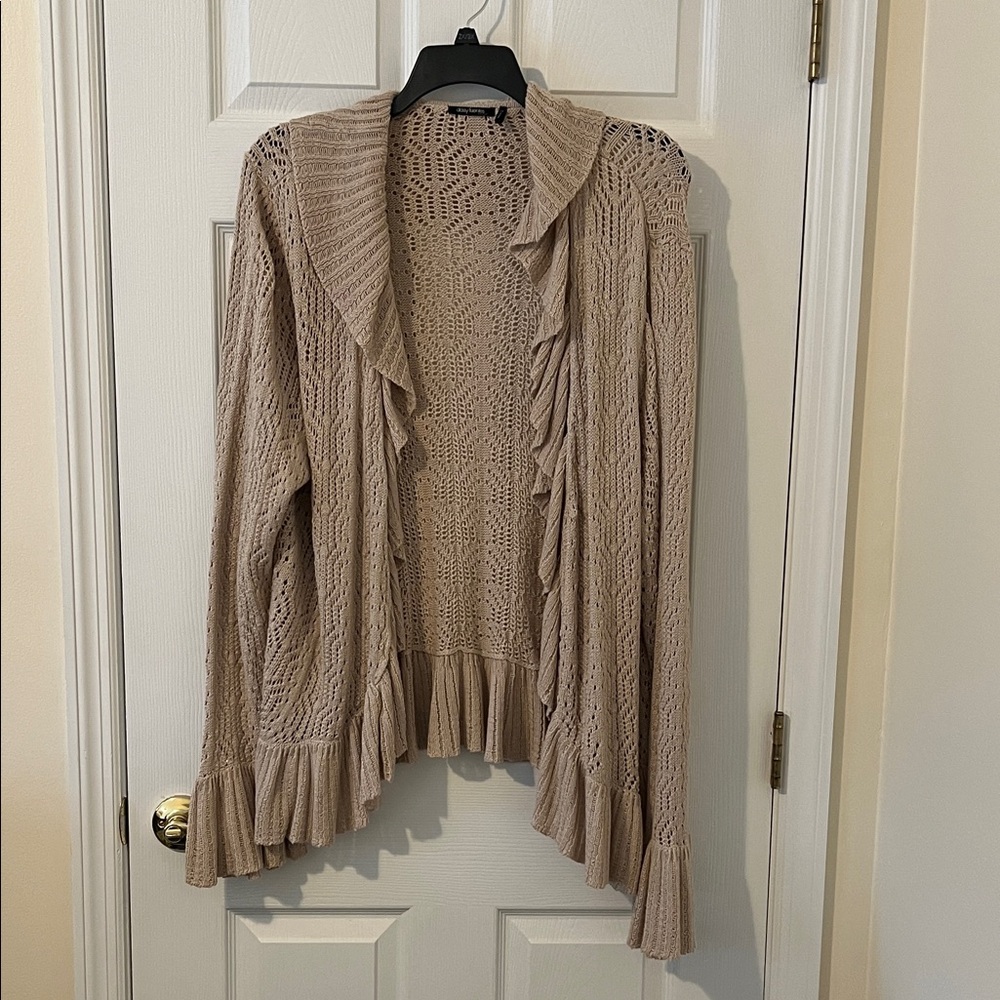 Daisy Fuentes Tan Knit Cardigan